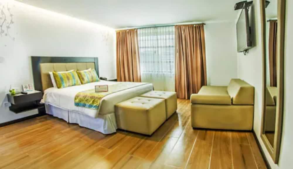 Embassy Hotel