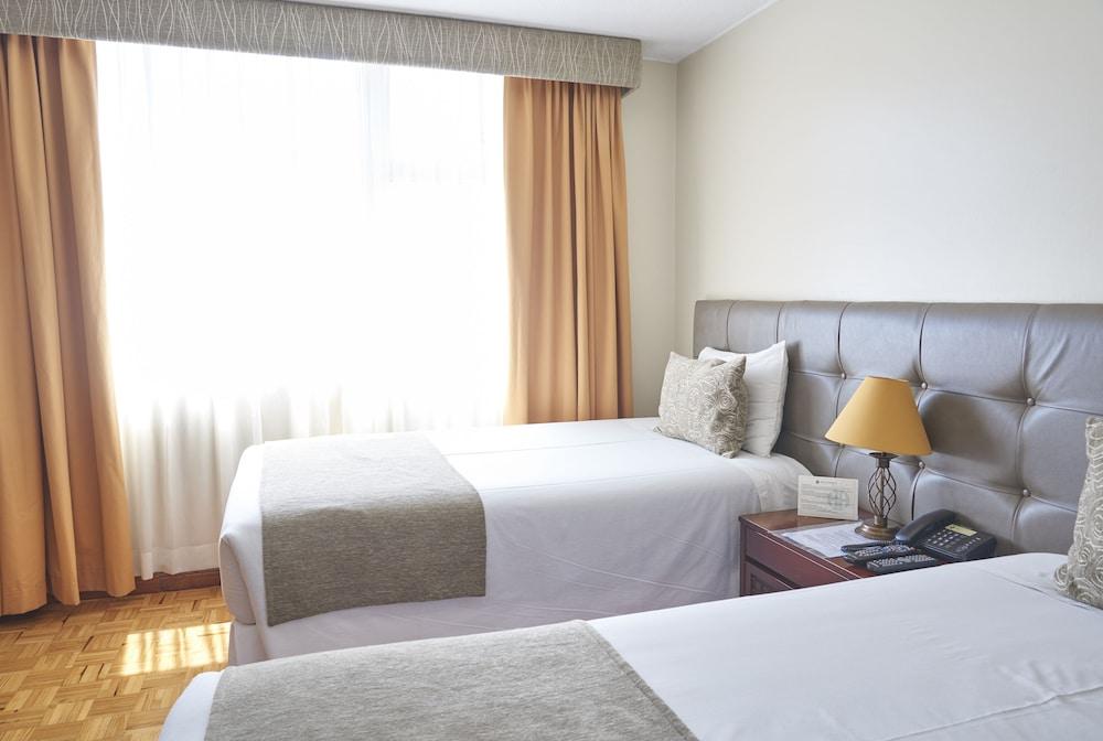 Hotel Embassy 4*