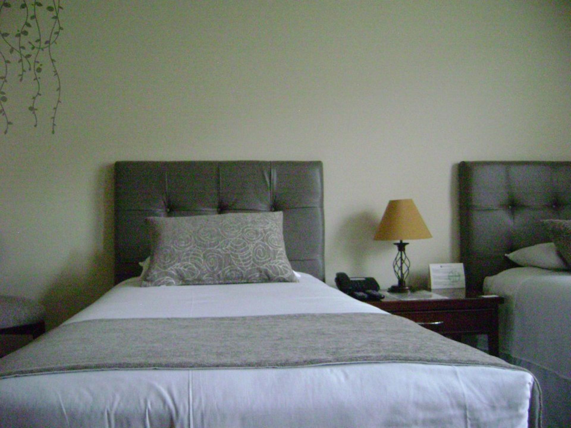 Hotel Embassy