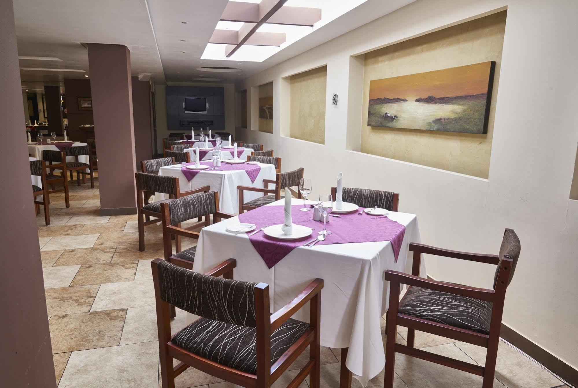 Embassy 4* Quito