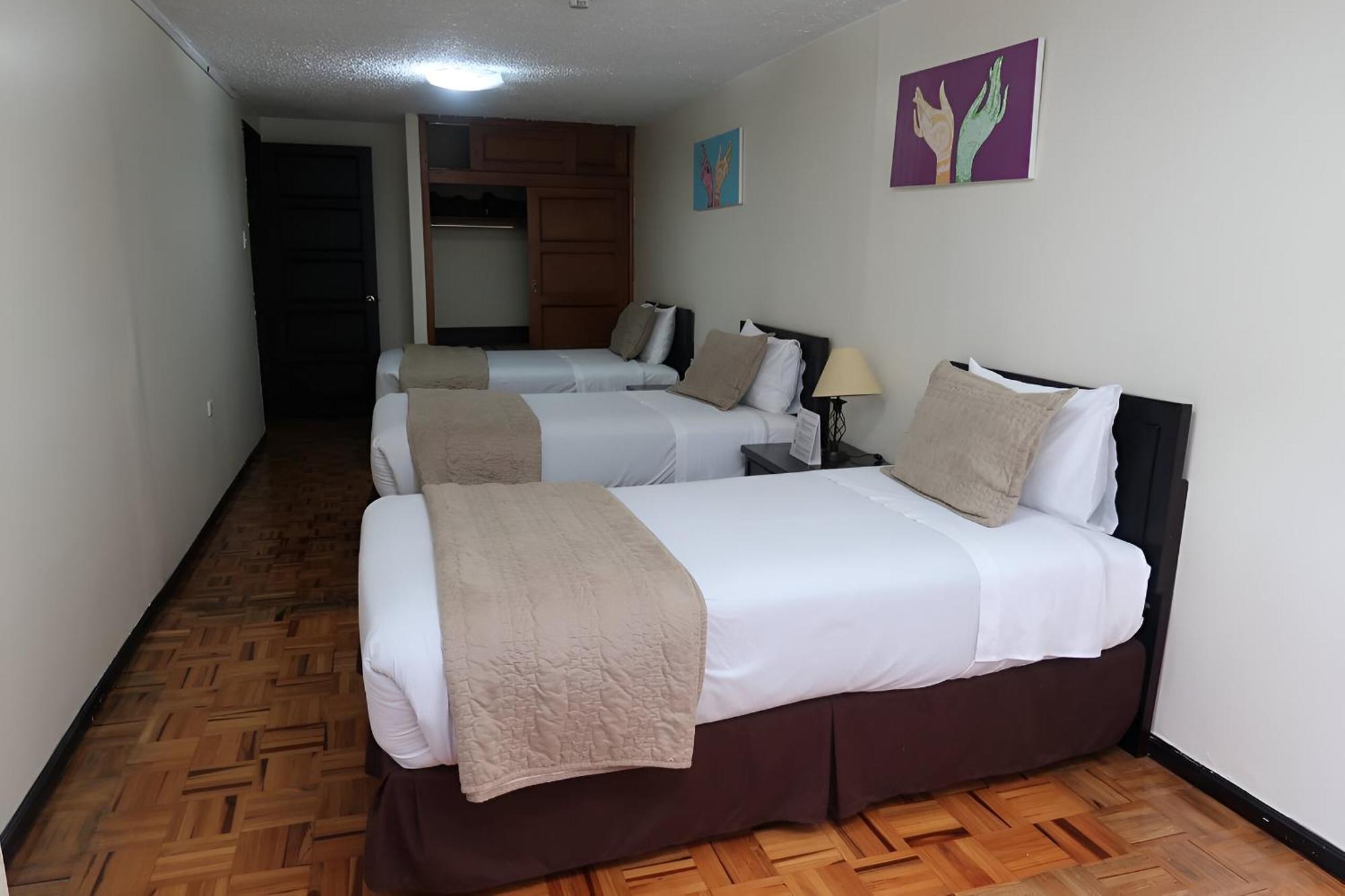 Embassy Hotel 4*