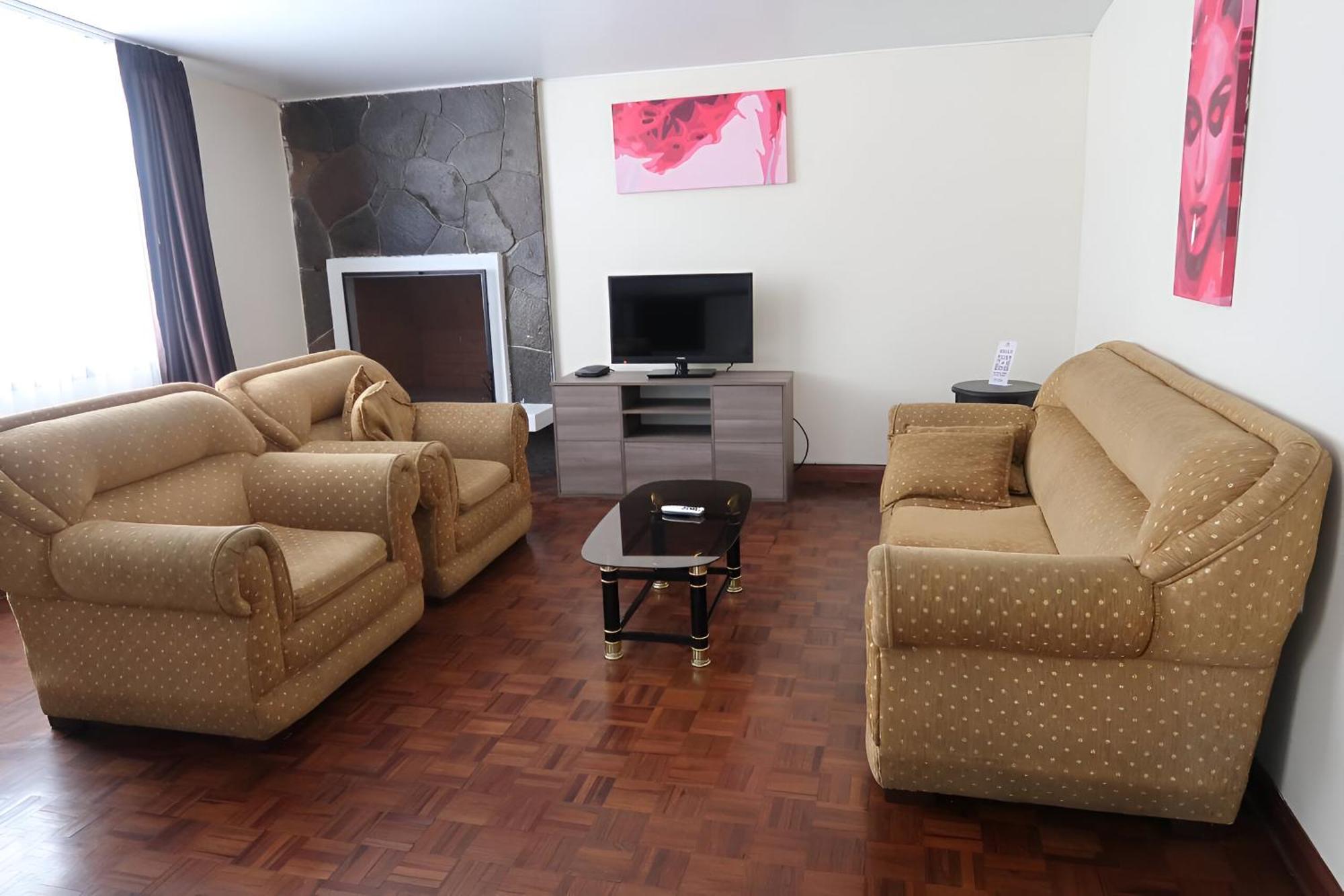 Hotel Embassy 4*